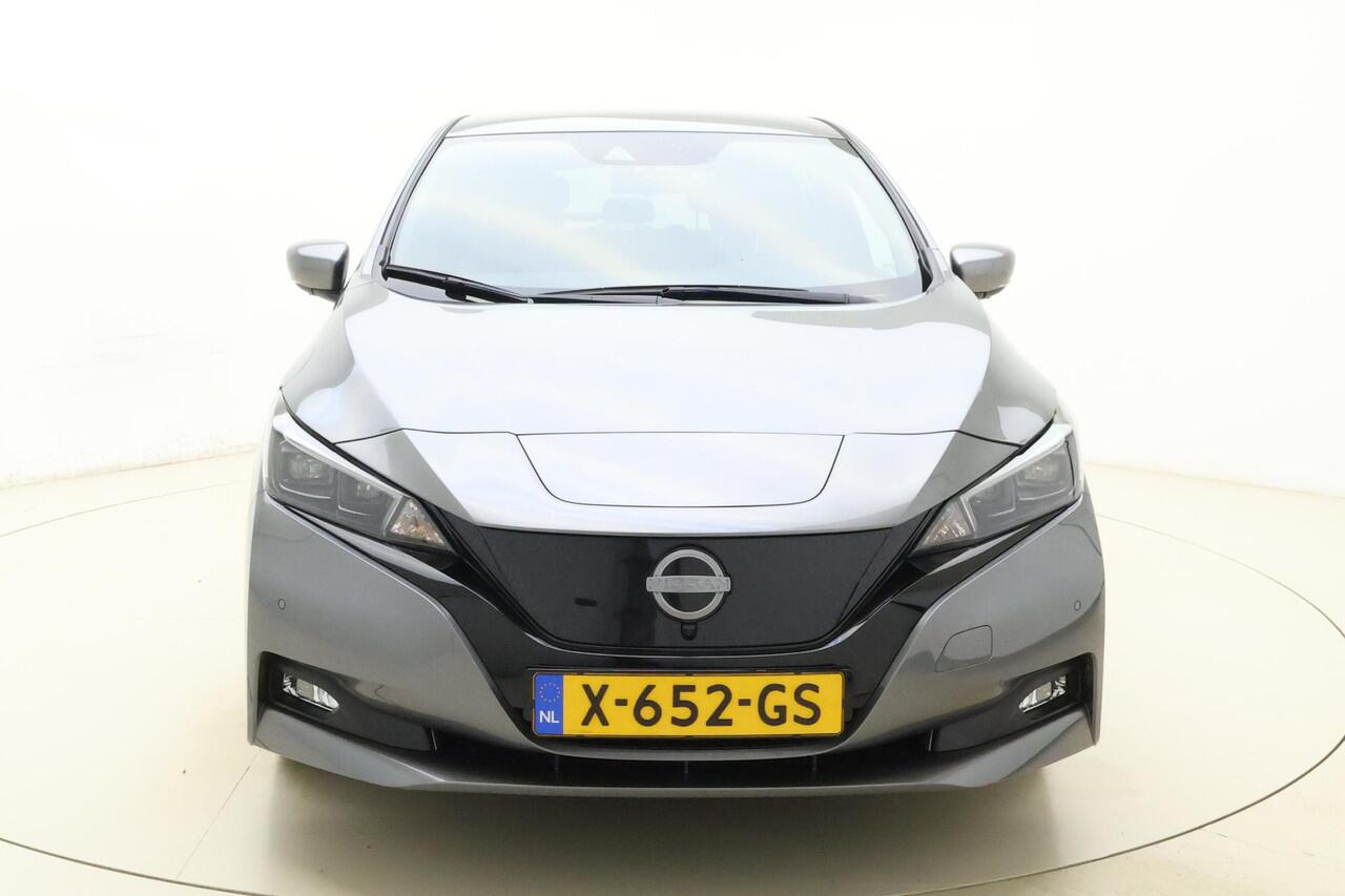 Nissan LEAF Tekna 39 kWh | Afneembare trekhaak | Warmtepomp | Navigatie | Achteruitrijcamera | Stoelverwarming | Climate Control