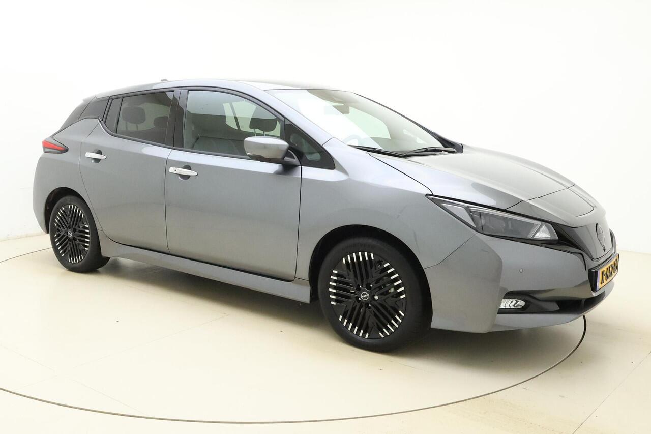 Nissan LEAF Tekna 39 kWh | Afneembare trekhaak | Warmtepomp | Navigatie | Achteruitrijcamera | Stoelverwarming | Climate Control