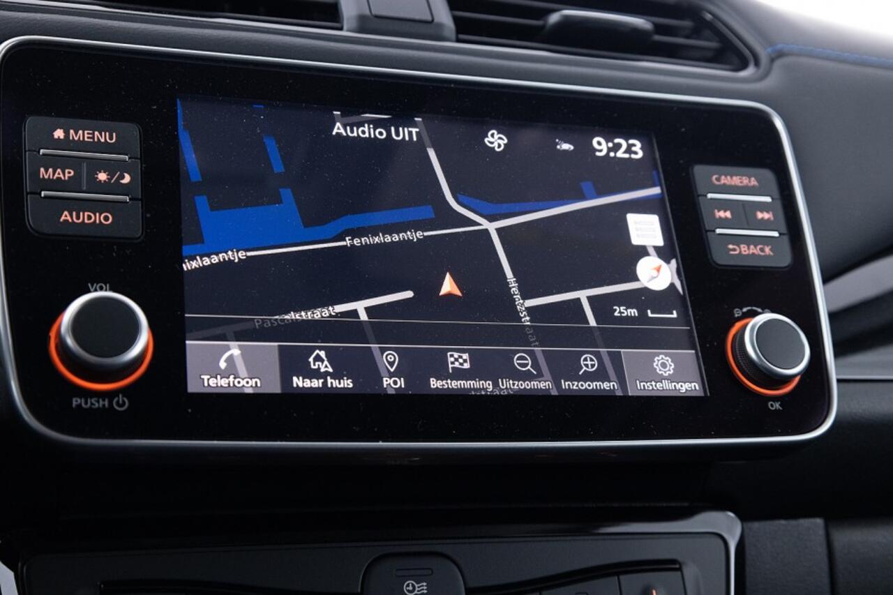 Nissan LEAF N-Connecta 40 kWh *Bi-Tone* NAVI | LED | 360 Camera | Uniek Lage KM-Stand | SOH 95,8%