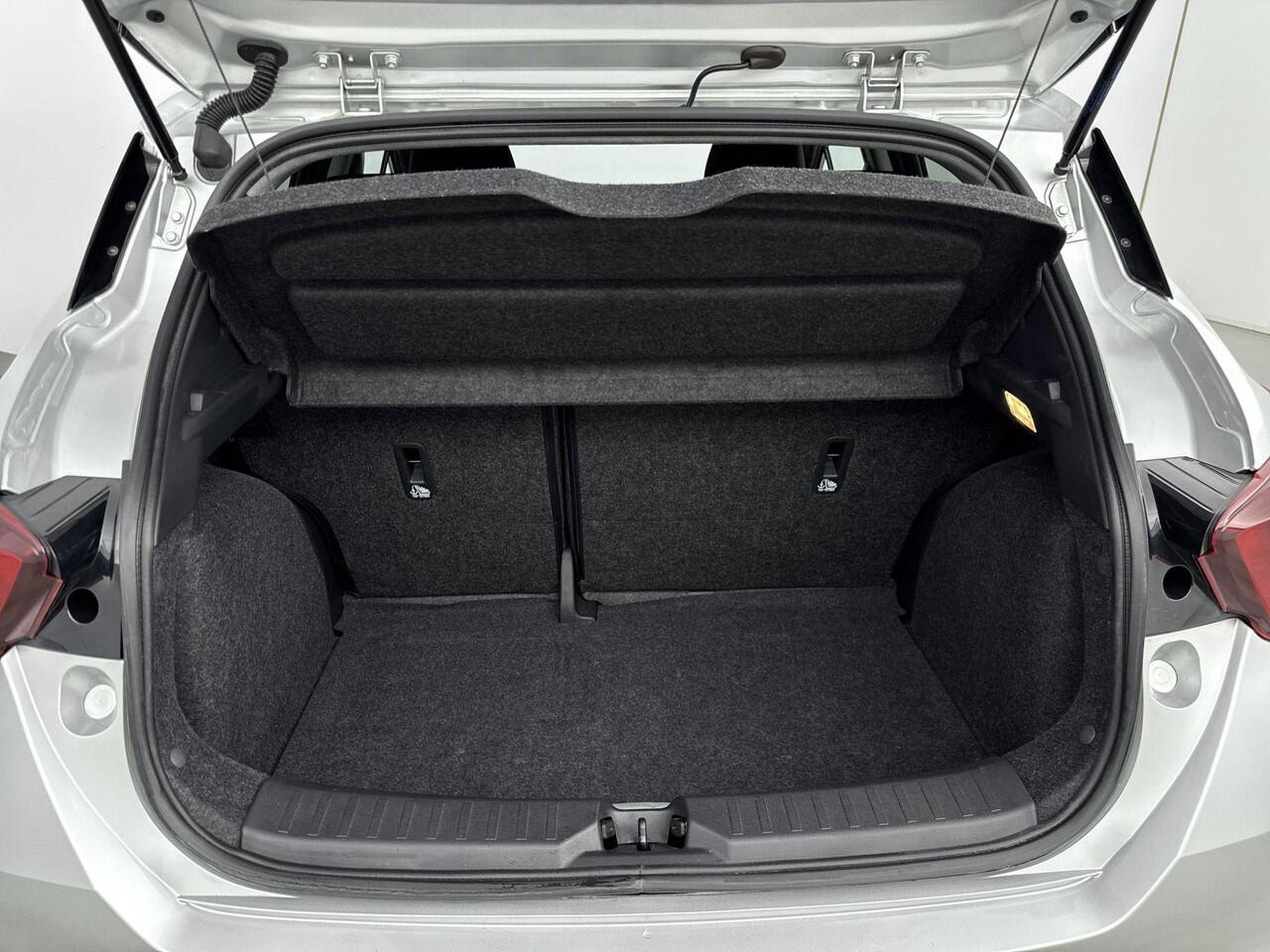 Nissan MICRA 1.0 IG-T N-Connecta 100PK | Navigatie | Achteruitrijcamera | Cruise Control | Apple CarPlay & Android Auto