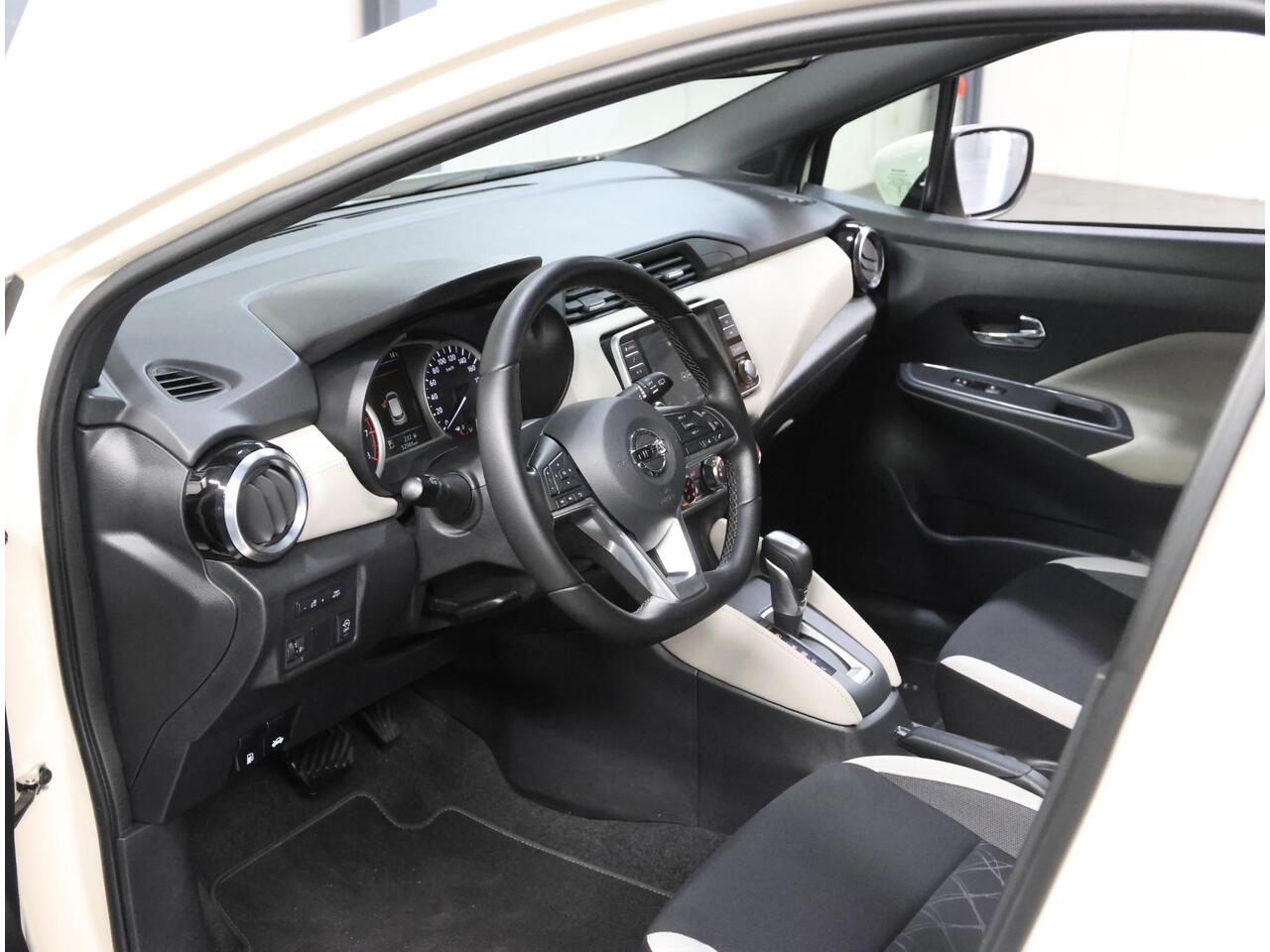 Nissan MICRA 100PK N-Connecta | 1ste eigenaar | AUTOMAAT | Cruise Control | DAB Radio | Parkeersensoren | AppleCarPlay/AndroidAuto | 16"LMV | Airco | Isofix | Privacy Glass | Parkeersensoren |