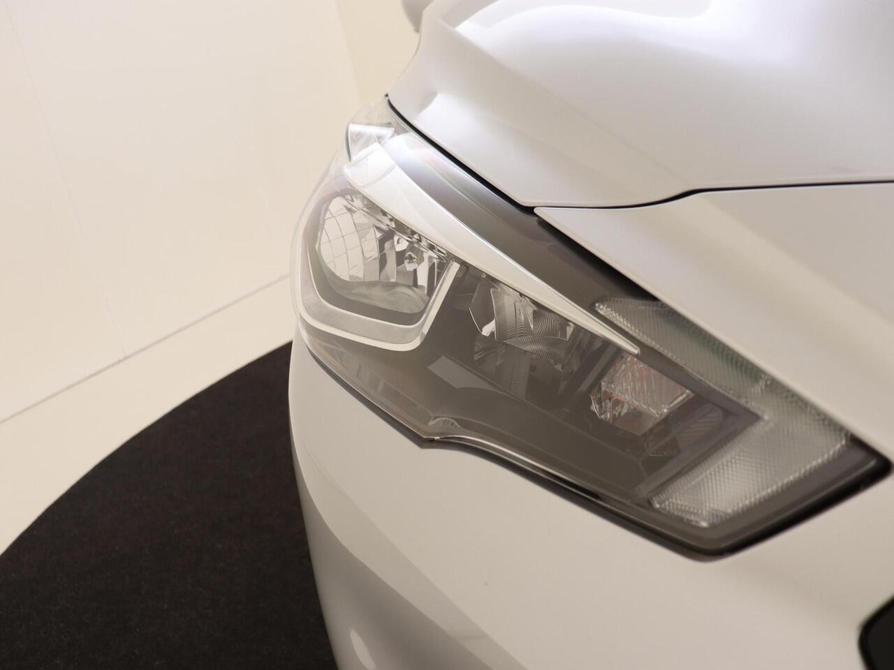 Nissan MICRA 1.0 IG-T N-Connecta 100PK | Navigatie | Achteruitrijcamera | Cruise Control | Apple CarPlay & Android Auto