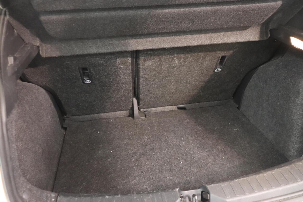 Nissan MICRA 1.0 IG-T Visia | Airconditioning | Bluetooth | Radio USB | Dealer onderhouden |