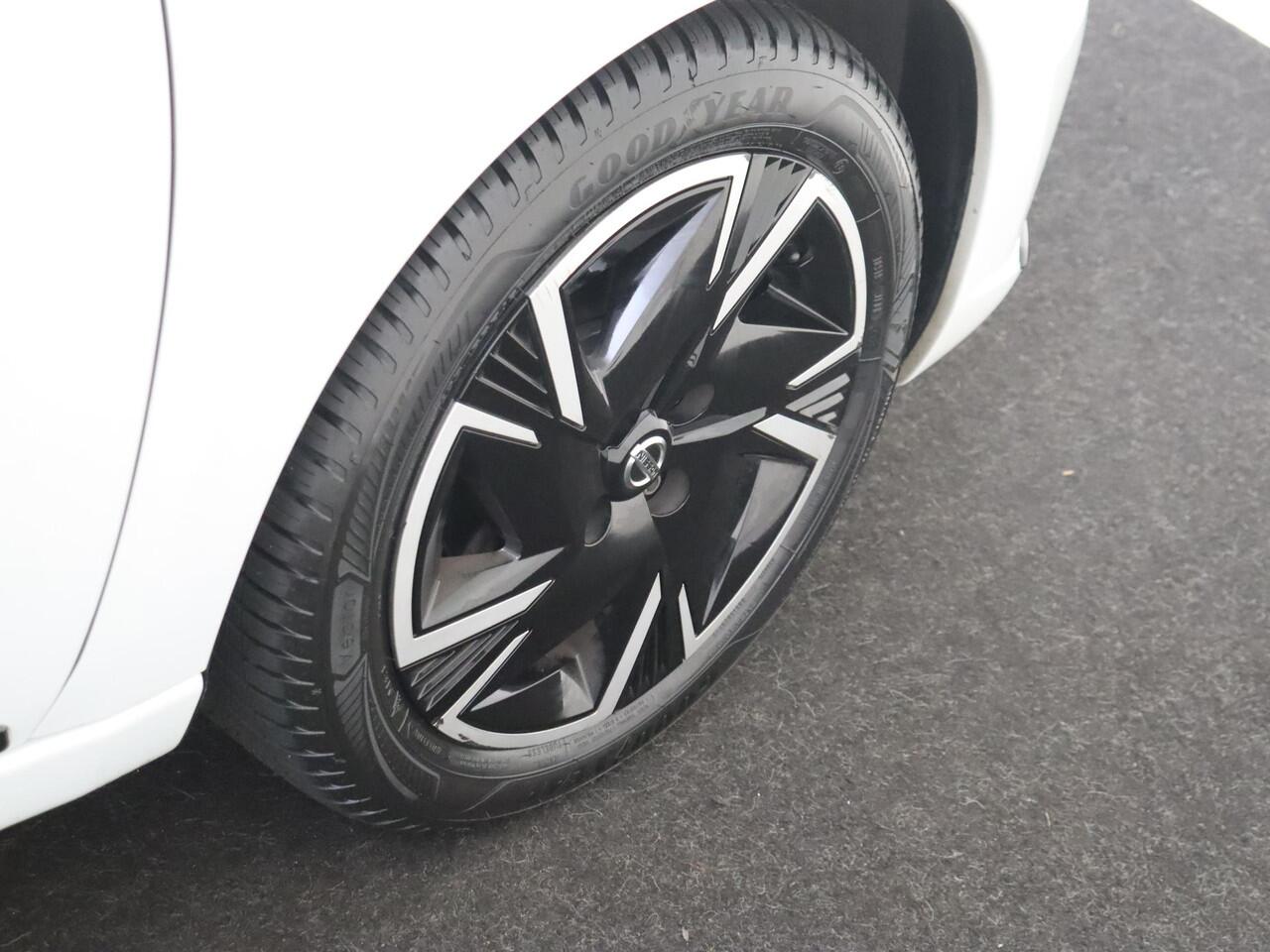 Nissan MICRA 1.0 IG-T 90Pk N-Design | Navigatie | Apple & Android Carplay | Bose Geluidsysteem | Parkeersensoren Achter | Airco | Licht & Regensensor | Privacy Glass |