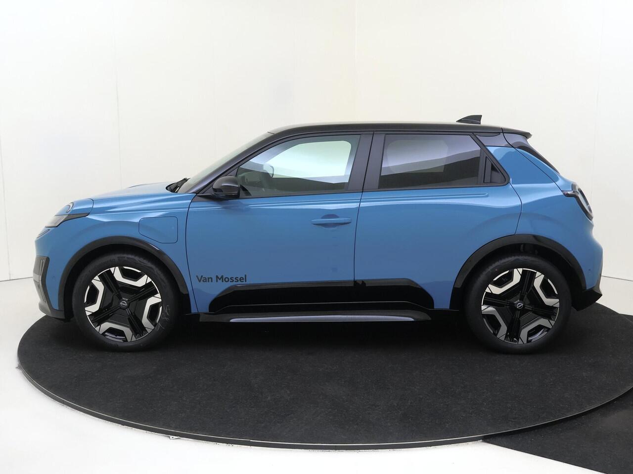 Nissan MICRA 52 kWh ADVANCE A/T Metallic lak | 18 inch wielen