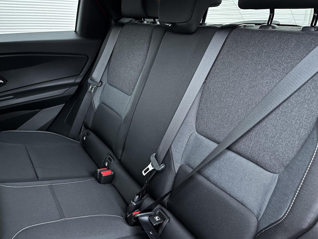 Nissan MICRA ADVANCE - Launch Edition 52 kWh / ** ¤ 1.500,- introductiekorting ** / Nu te bestellen / Apple Carplay/Android Auto / voorstoelen verwarmd / navigatiesysteem full map /