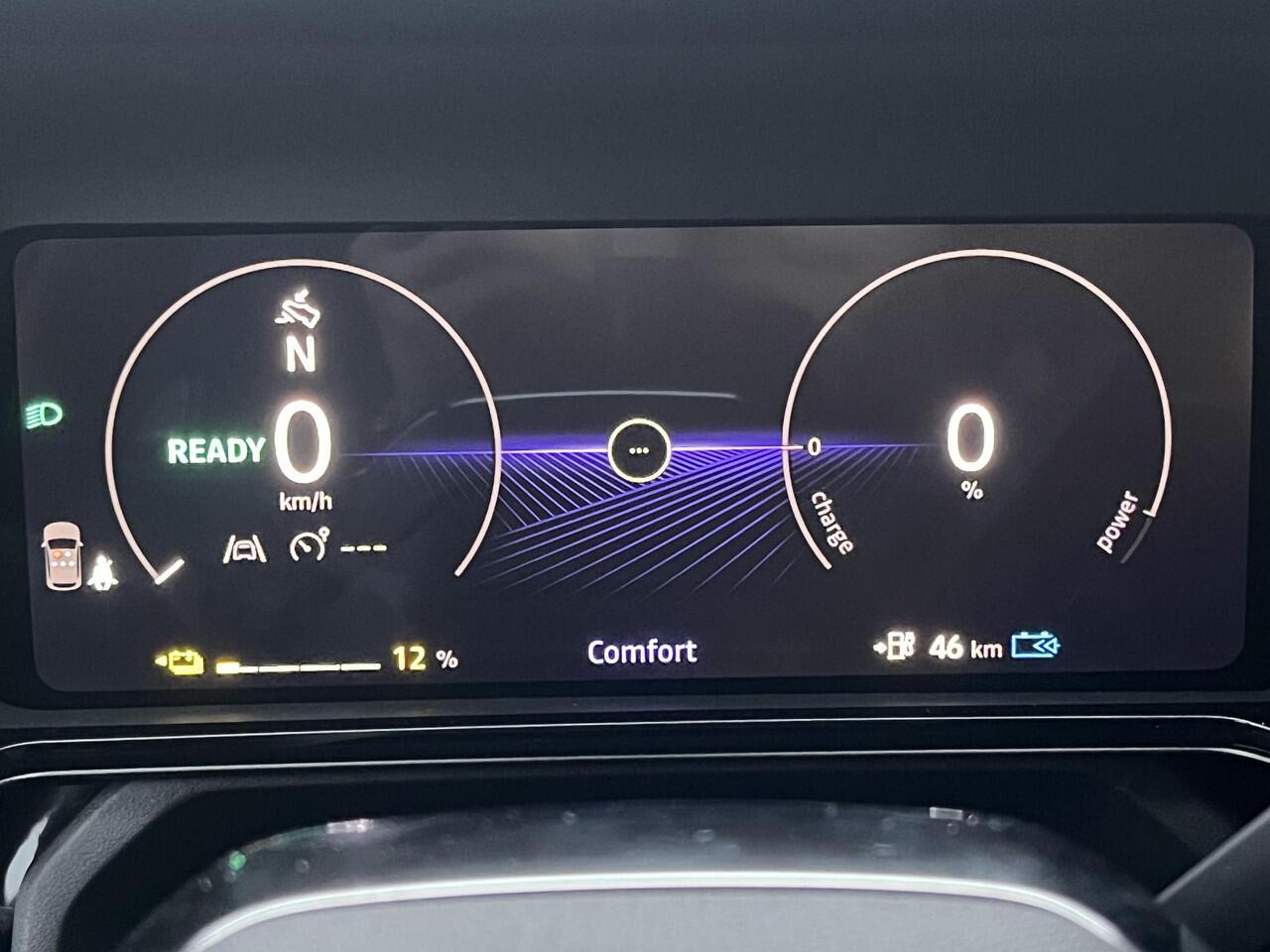 Nissan MICRA EVOLVE 52 kWh / ¤ 2.500,- EINDEJAARSVOORDEEL / Uit voorraad leverbaar / 417 km WLTP / 5 Jaar Fabrieksgarantie / Harman en Kardon Geluidssysteem / Google Maps Navigatie / Camera / Stoel- en Stuurverwarming / Climate Control / Adaptive Cruise Control /