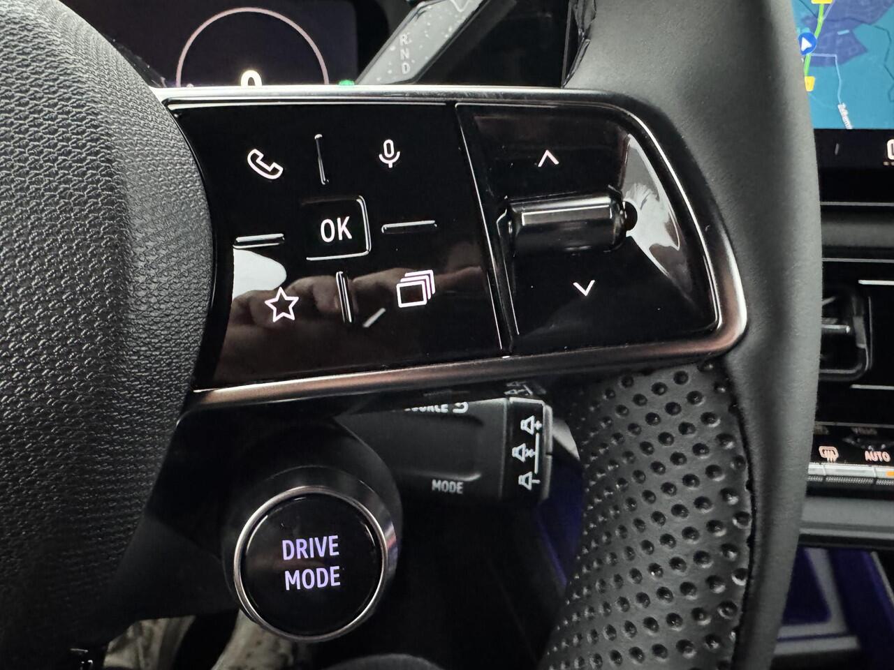 Nissan MICRA ADVANCE - Launch Edition 52 kWh / ¤2500,- EINDEJAARSVOORDEEL / 417 km WLTP / 5 Jaar Fabrieksgarantie / Stuur- en Stoelverwarming / Achteruitrijcamera / Adaptieve Cruise Control / Google Maps Navigatie / Apple Carplay & Android Auto / Climate Control / Ke