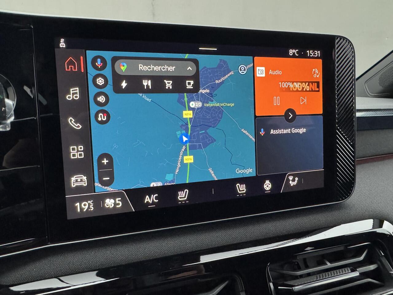 Nissan MICRA ADVANCE - Launch Edition 52 kWh / ¤2500,- EINDEJAARSVOORDEEL / 417 km WLTP / 5 Jaar Fabrieksgarantie / Stuur- en Stoelverwarming / Achteruitrijcamera / Adaptieve Cruise Control / Google Maps Navigatie / Apple Carplay & Android Auto / Climate Control / Ke