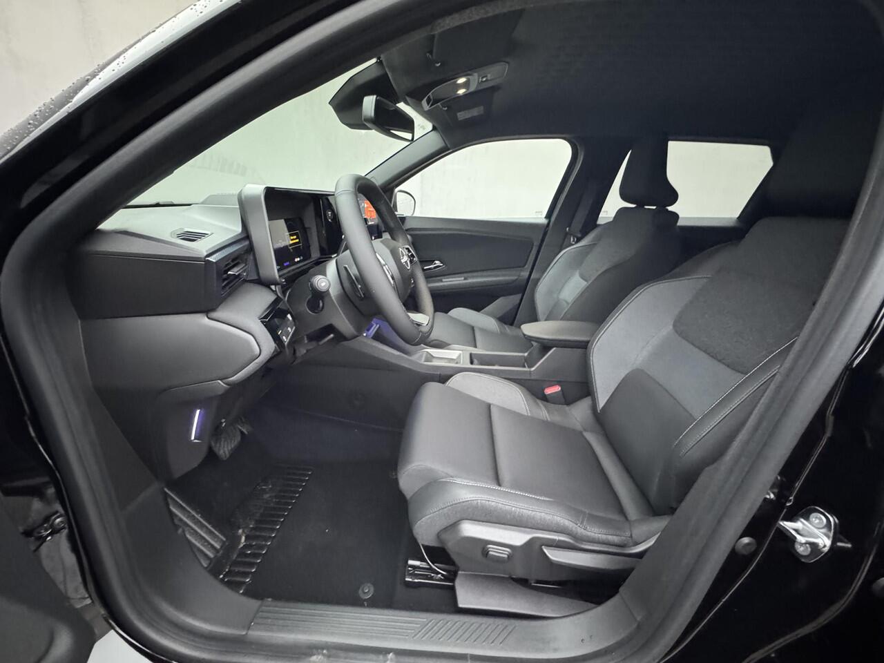 Nissan MICRA ADVANCE - Launch Edition 52 kWh / ¤2500,- EINDEJAARSVOORDEEL / 417 km WLTP / 5 Jaar Fabrieksgarantie / Stuur- en Stoelverwarming / Achteruitrijcamera / Adaptieve Cruise Control / Google Maps Navigatie / Apple Carplay & Android Auto / Climate Control / Ke