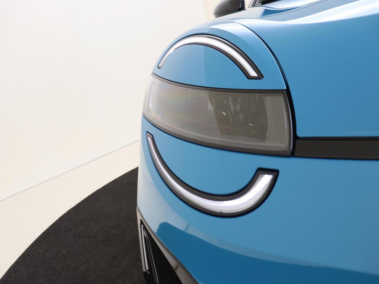 Nissan MICRA 52 kWh ADVANCE A/T Metallic lak | 18 inch wielen