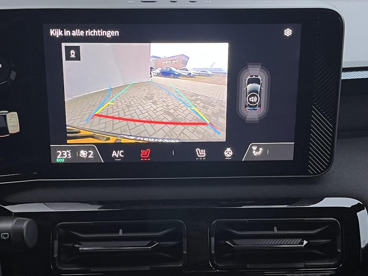 Nissan MICRA ADVANCE 52 kWh / 417 km WLTP / 5 Jaar Fabrieksgarantie / Stuur- en Stoelverwarming / Achteruitrijcamera / Adaptieve Cruise Control / Google Maps Navigatie / Apple Carplay & Android Auto / Climate Control / Keyless Entry & Start / Parkeersensoren voor en a