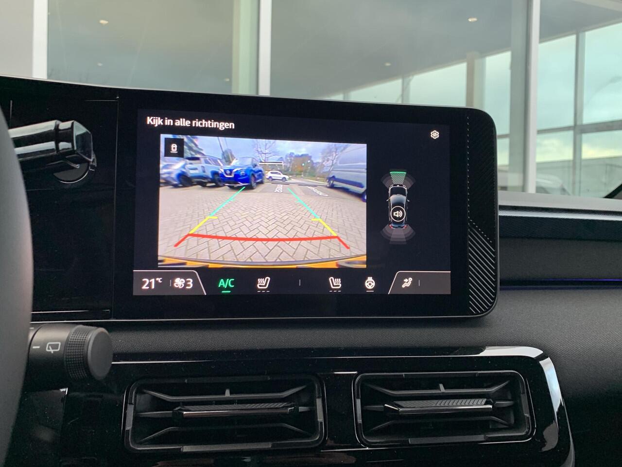 Nissan MICRA ADVANCE 52 kWh | Google Navigatie | Parkeer camera |