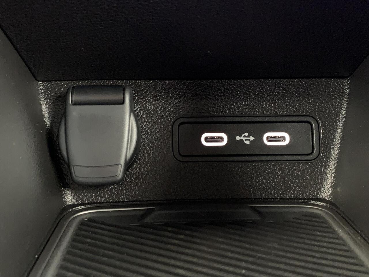 Nissan MICRA ADVANCE 52 kWh | Google Navigatie | Parkeer camera |