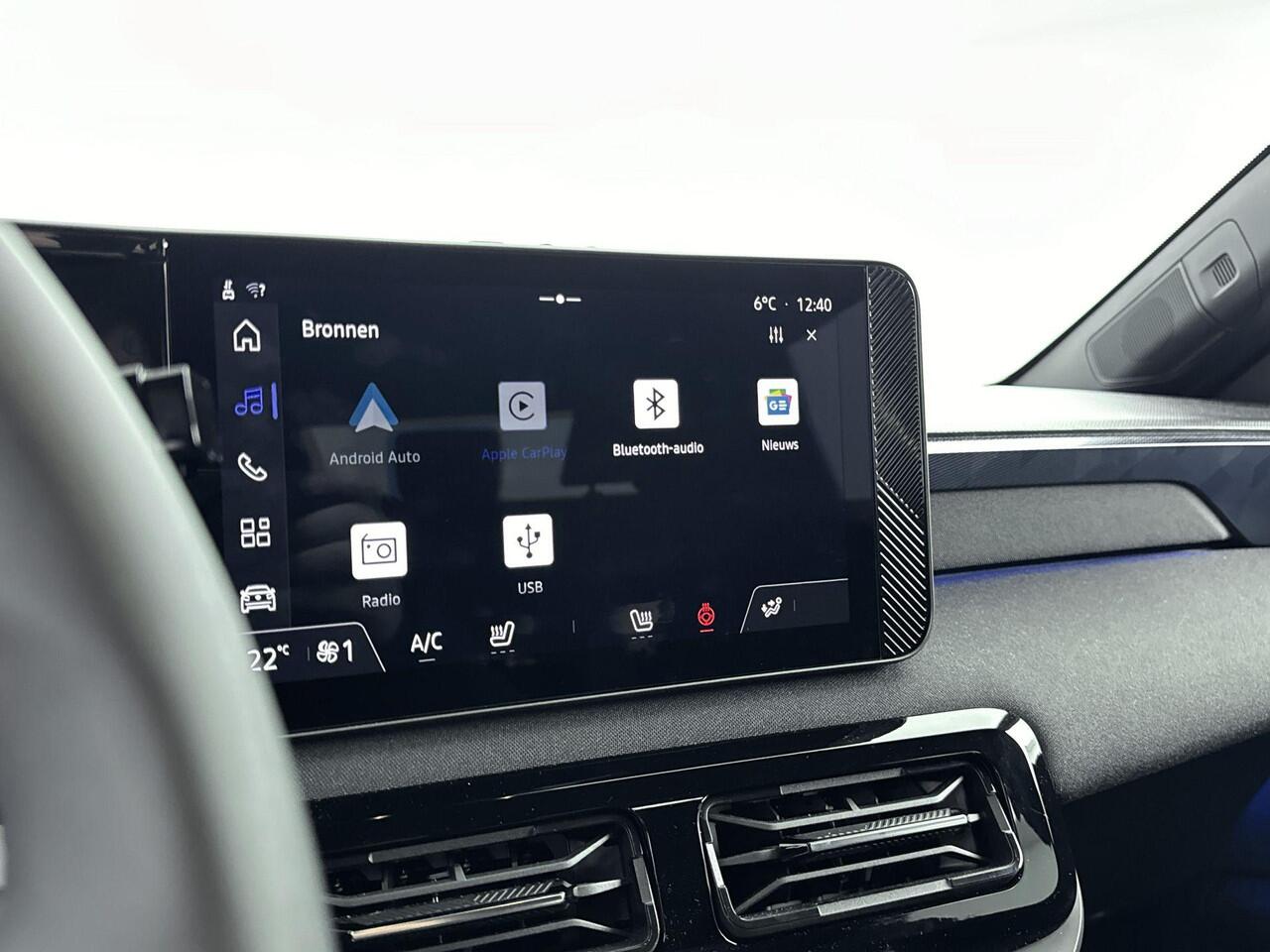 Nissan MICRA ADVANCE 52 kWh | Apple Carplay & Android Auto | Stoel- Stuurverwarming | Google NAVI | Achterruitrijcamera | Parkeersensoren | Luchtventilatie | CCS