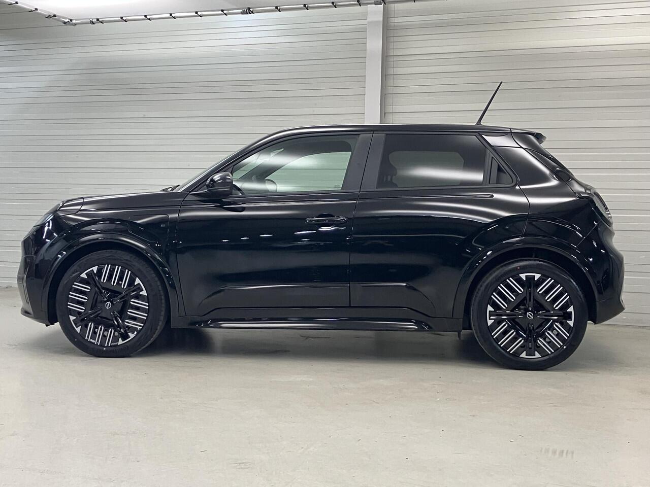 Nissan MICRA ENGAGE - Launch Edition 40 kWh / ** ¤ 2.500,- Voorraadvoordeel ** / Nieuw uit Voorraad Leverbaar / 310 KM WLTP / Apple CarPlay/Android Auto / Warmtepomp /