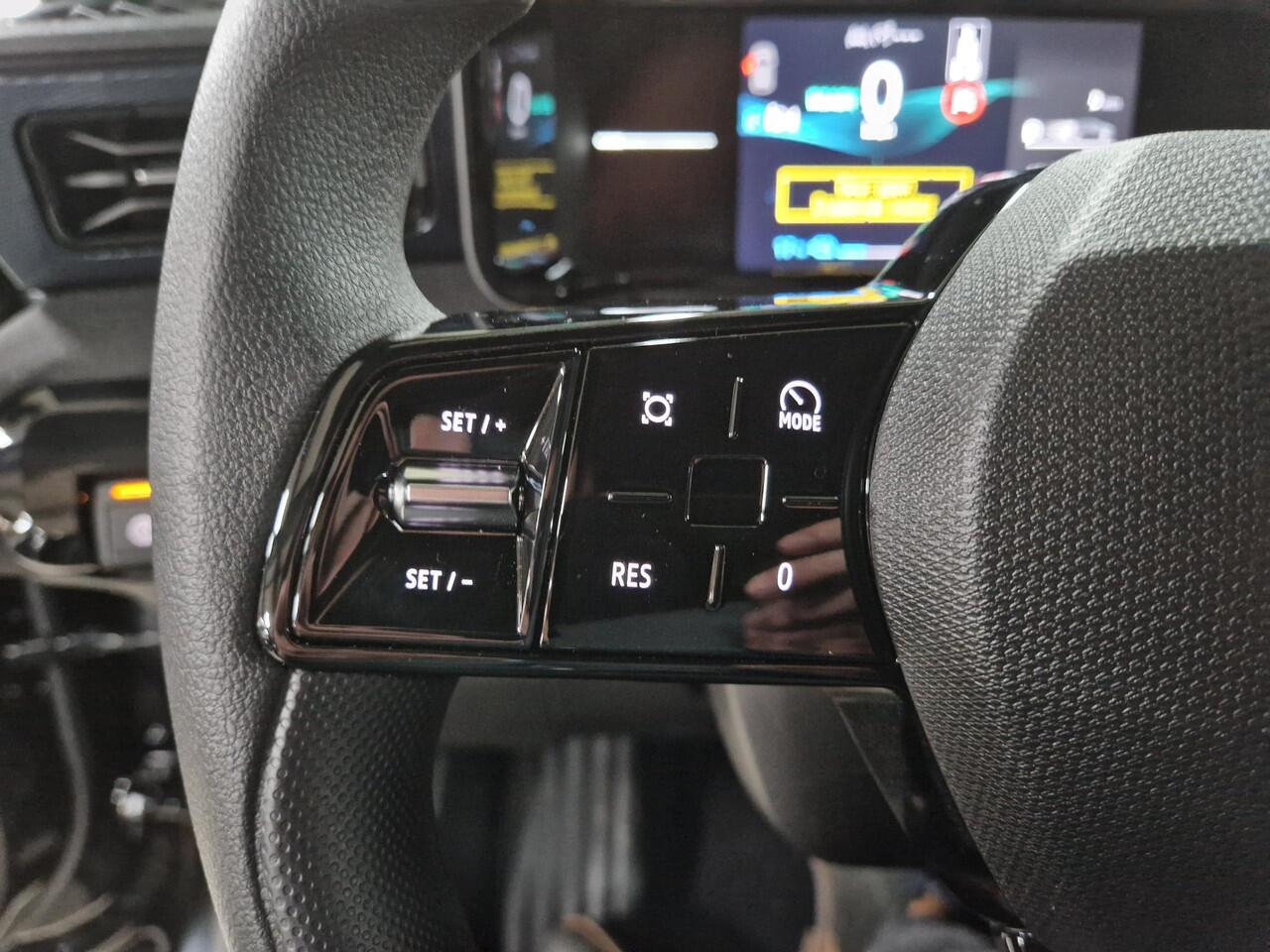 Nissan MICRA ENGAGE - Launch Edition 40 kWh / ** ¤ 2.500,- Voorraadvoordeel ** / Nieuw uit Voorraad Leverbaar / 310 KM WLTP / Apple CarPlay/Android Auto / Warmtepomp /