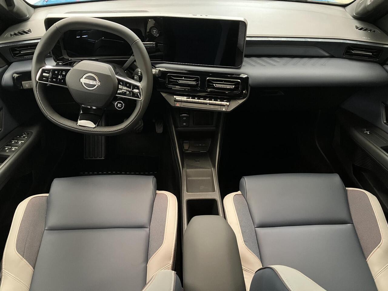 Nissan MICRA EVOLVE 52 kWh / ** ¤ 2.500,- Voorraadvoordeel ** / Nieuw uit Voorraad Leverbaar / 417 KM WLTP / Lederen Bekleding / Harman Kardon Premium Audio / Google Maps Navigatie /