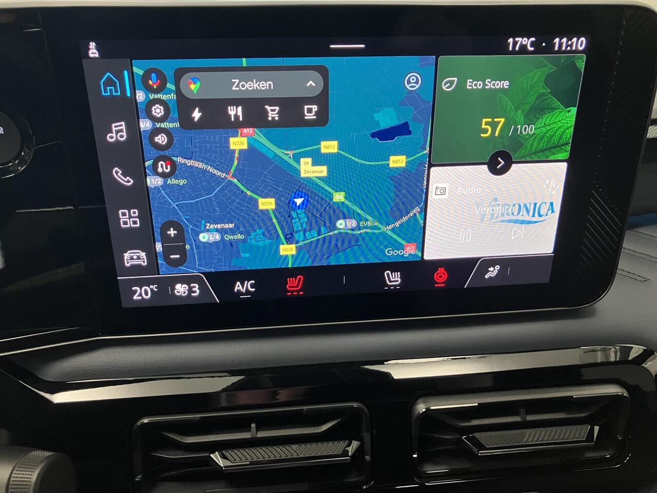 Nissan MICRA EVOLVE 52 kWh / ** ¤ 2.500,- Voorraadvoordeel ** / Nieuw uit Voorraad Leverbaar / 417 KM WLTP / Lederen Bekleding / Harman Kardon Premium Audio / Google Maps Navigatie /