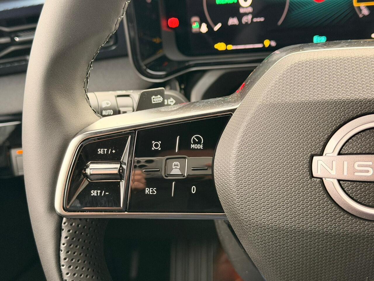 Nissan MICRA ADVANCE 40 kWh | TWO-TONE | NU IN DE SHOWROOM | ¤ 1.000,- VOORRAADKORTING | UIT VOORRAAD LEVERBAAR |