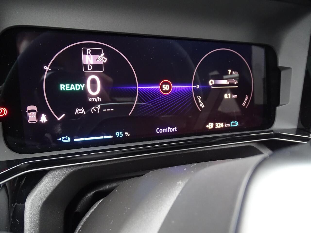 Nissan MICRA ADVANCE 52 kWh Launch Edition APPLE CARPLAY & ANDROID AUTO / METALLIC LAK