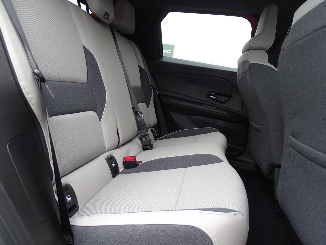 Nissan MICRA EVOLVE 52 kWh 18 INCH VELGEN / INTERIEUR CHILL / TWO-TONE METALLIC LAK