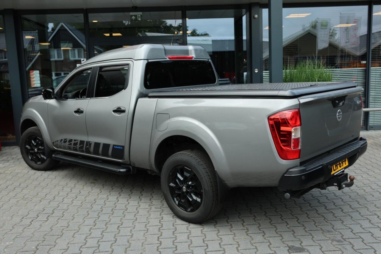 Nissan NAVARA 2.3 DCI DUBBEL CABINE N-GUARD A/T 5 SITZ 4WD VAN