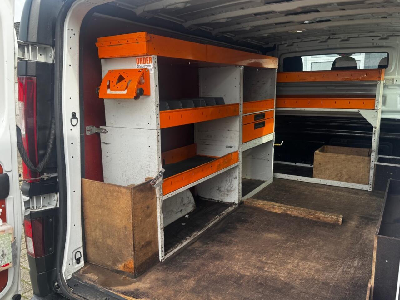 Nissan NV300 1.6 dCi 120pk L2H1 WERKPLAATSINRICHTING / Airco / Cruise / Trekhaak