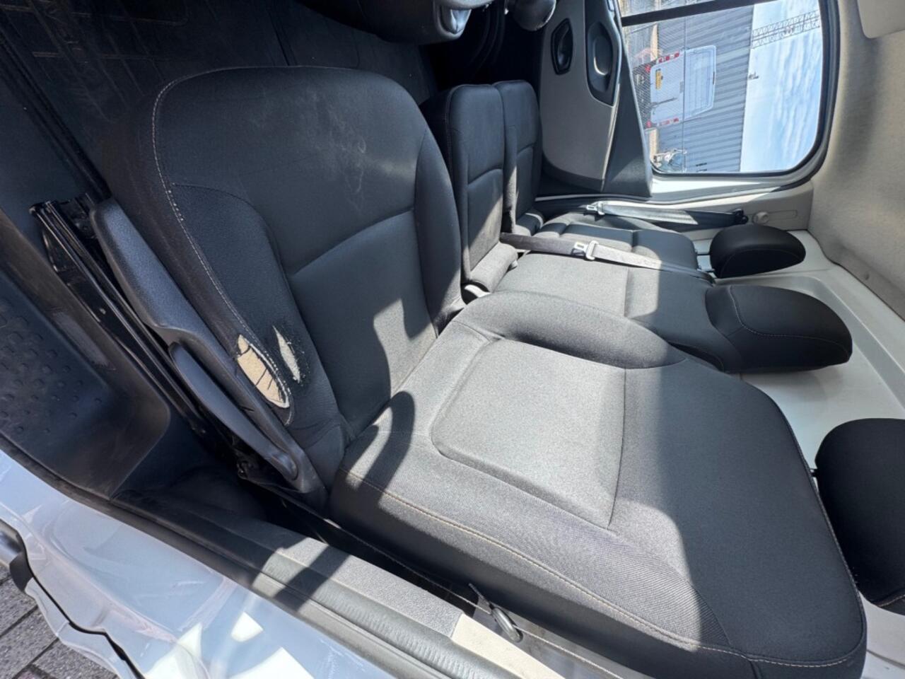 Nissan NV300 1.6 dCi L2H1 WERKPLAATSINRICHTING / Airco / Cruise / Trekhaak