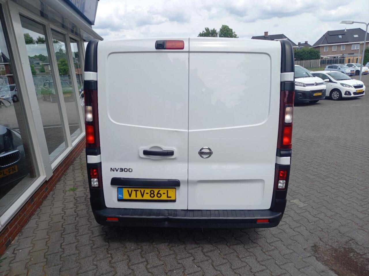 Nissan NV300 2.0 DCI L2H1 ACENTA