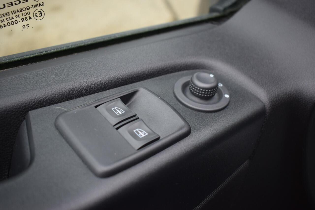 Nissan NV300 2.0 dCi 145 L2H1 Optima DC Comfort Navi Airco Camera Dubbel Cabine Km 120.294!!