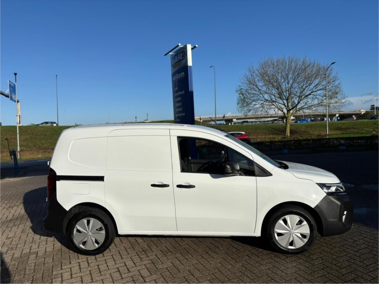 Nissan Overige TOWNSTAR ACCENTA BUSINESS L1 AIRCO PDC CARPLAY