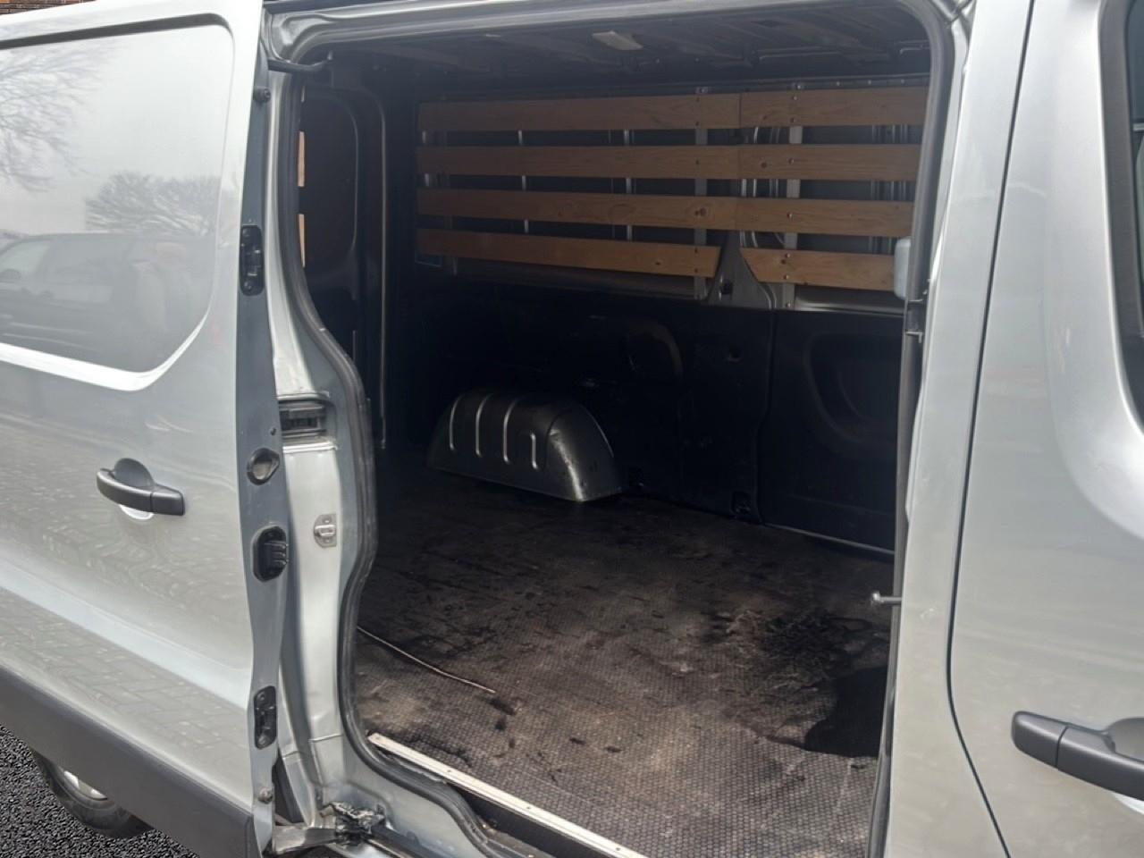 Nissan PRIMASTAR 2.0 dCi L2H1 Acenta