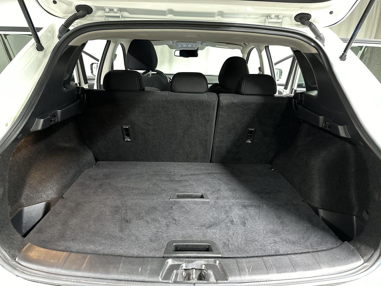 Nissan QASHQAI 1.3 DIG-T N-Connecta Trekhaak 1500KG Trekgewicht