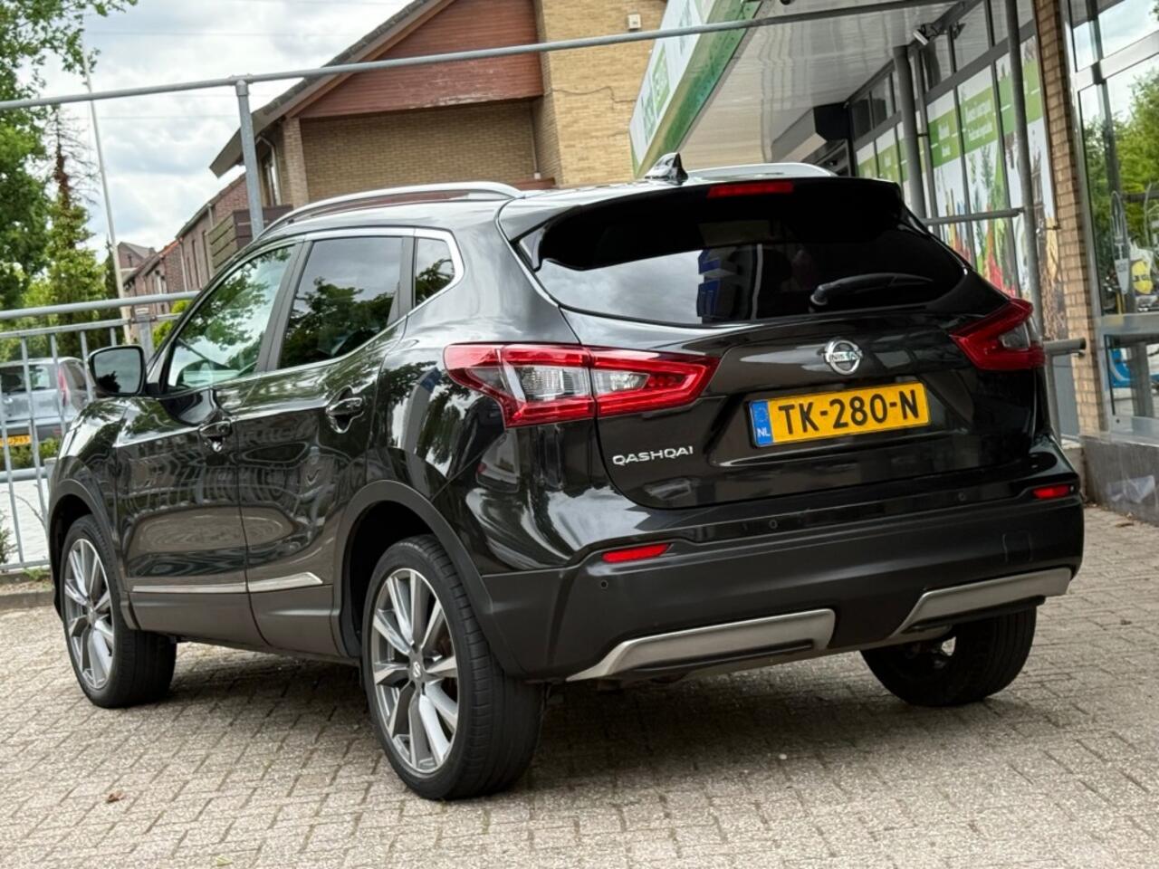 Nissan QASHQAI 1.2 TEKNA + Automaat Panoramadak Leder VOL