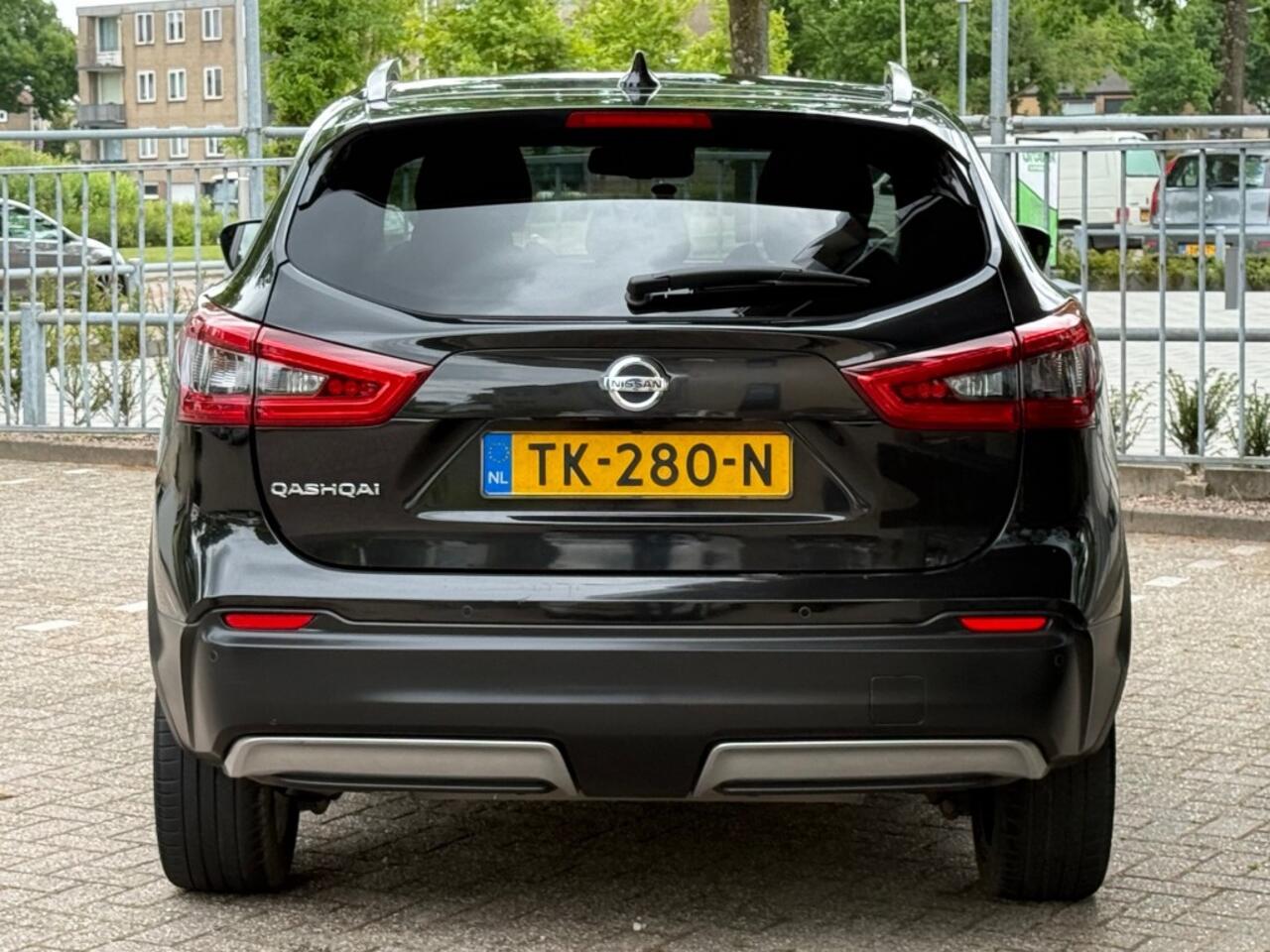 Nissan QASHQAI 1.2 TEKNA + Automaat Panoramadak Leder VOL