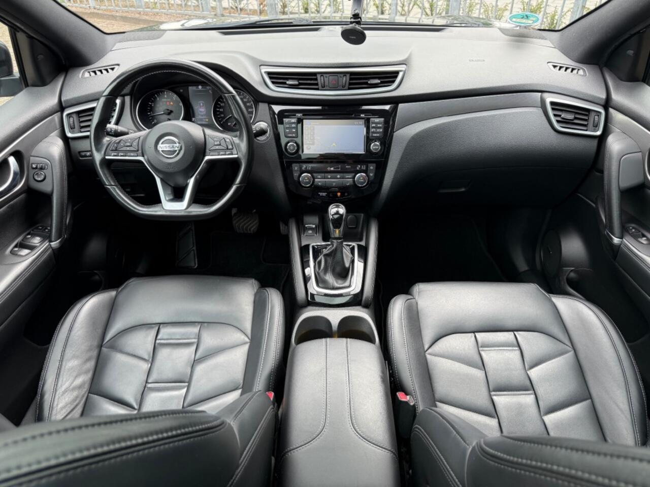 Nissan QASHQAI 1.2 TEKNA + Automaat Panoramadak Leder VOL