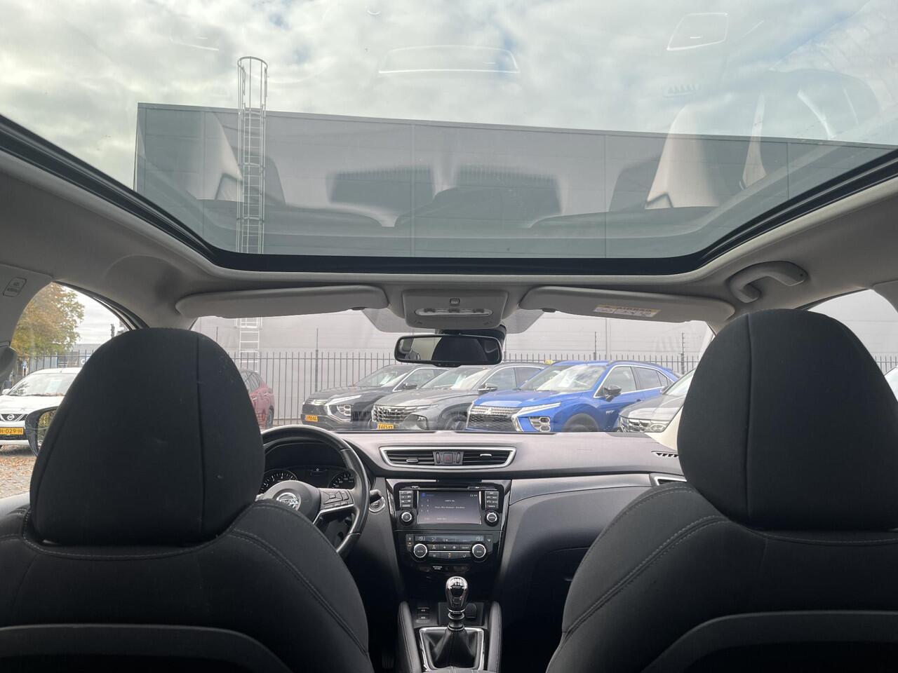 Nissan QASHQAI 1.2 N-Connecta Trekhaak, Design Pack