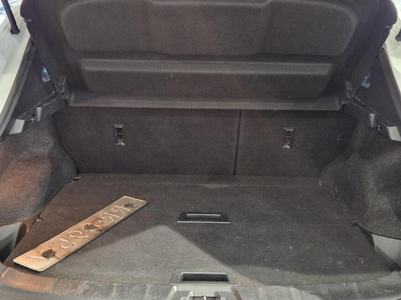 Nissan QASHQAI 1.2 Business Edition PANORAMADAK | LEDEREN BEKLEDING | NAVIGATIE