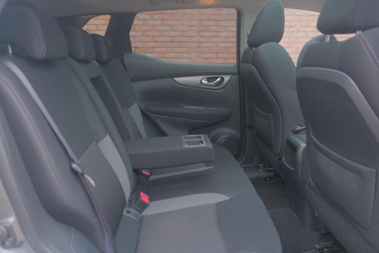 Nissan QASHQAI 1.2 DIG-T 116pk N-Connecta | Navi | Climate | Cruise | Keyless | Panoramadak | 360° Camera | Trekhaak