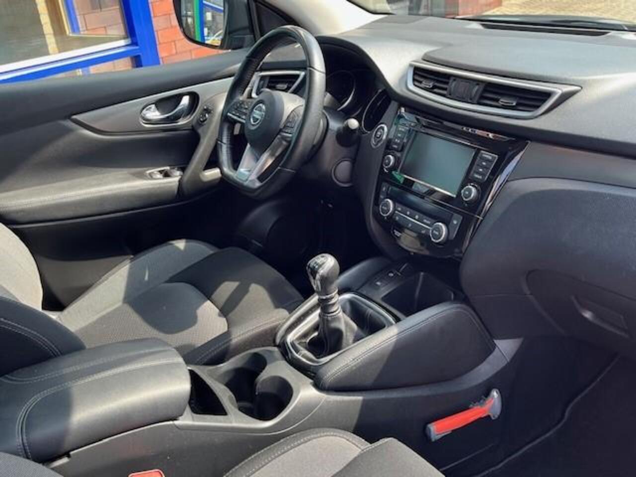 Nissan QASHQAI 1.3 DIG-T N-Connecta