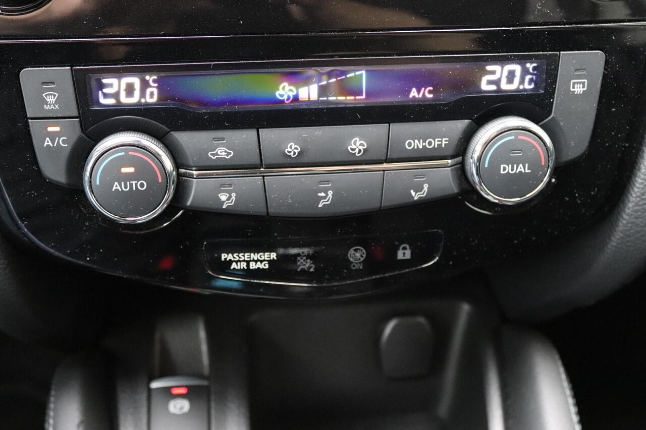 Nissan QASHQAI 1.3 DIG-T 140 N-Connecta | 360° camera | Panoramadak