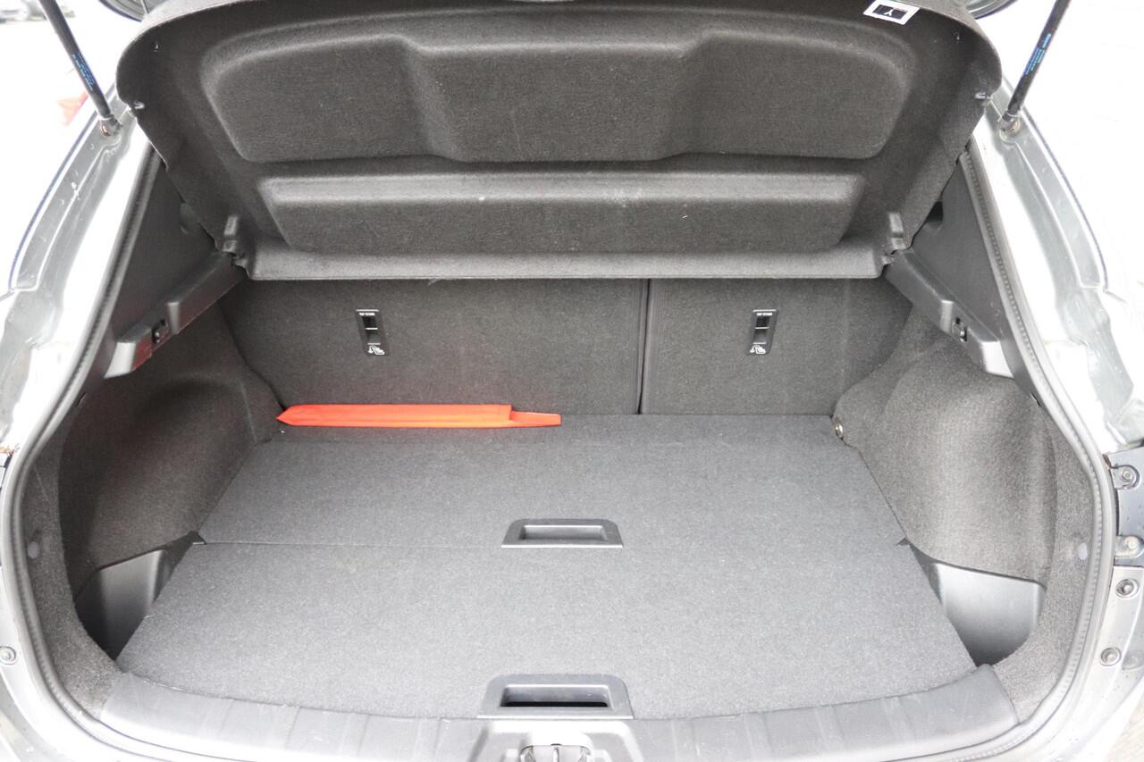 Nissan QASHQAI 1.3 DIG-T 140 N-Connecta | 360° camera | Panoramadak