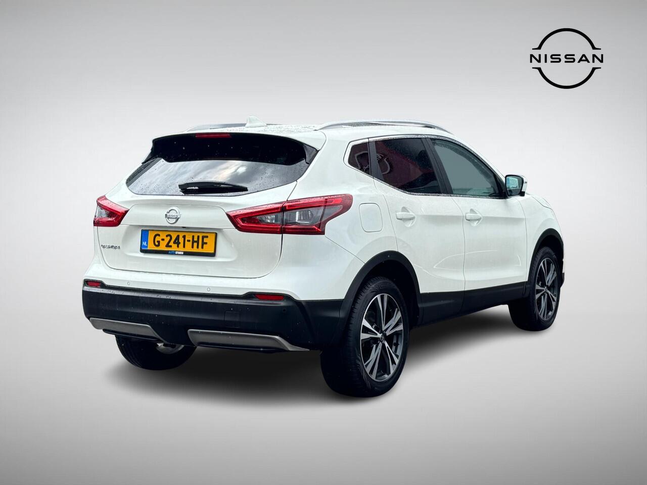 Nissan QASHQAI 1.3 DIG-T N-Connecta Design Pack | Panoramadak | Apple Carplay/Android Auto | 360° Camera | Keyless Entry | Navigatie | DAB | Rijklaarprijs!