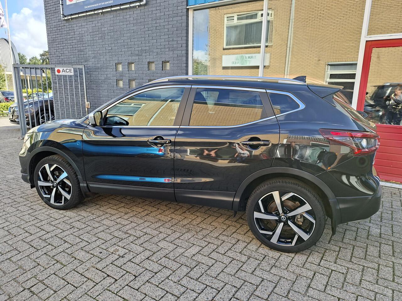 Nissan QASHQAI 1.3 DIG-T Tekna + Trekhaak Panoramadak RIJKLAAR