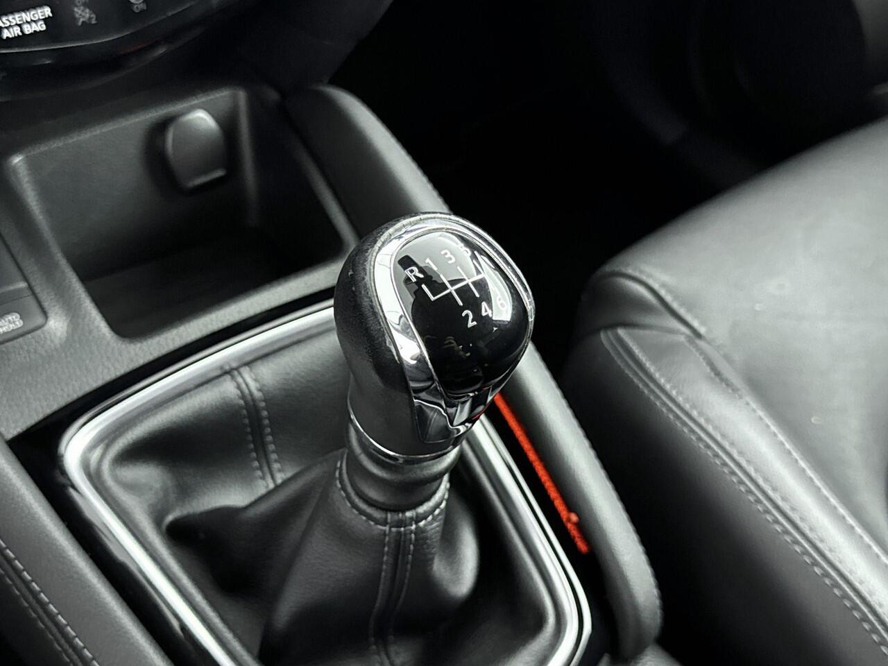 Nissan QASHQAI 1.3 DIG-T N-Connecta 140PK | Navigatie | 360 Camera | Stoelverwarming | Climate Control | Half-Leder | Cruise Control