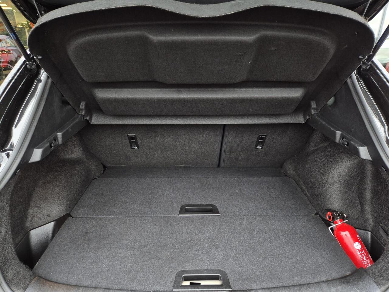 Nissan QASHQAI 1.3 DIG-T Tekna + | Trekhaak | Android auto | Apple carplay |