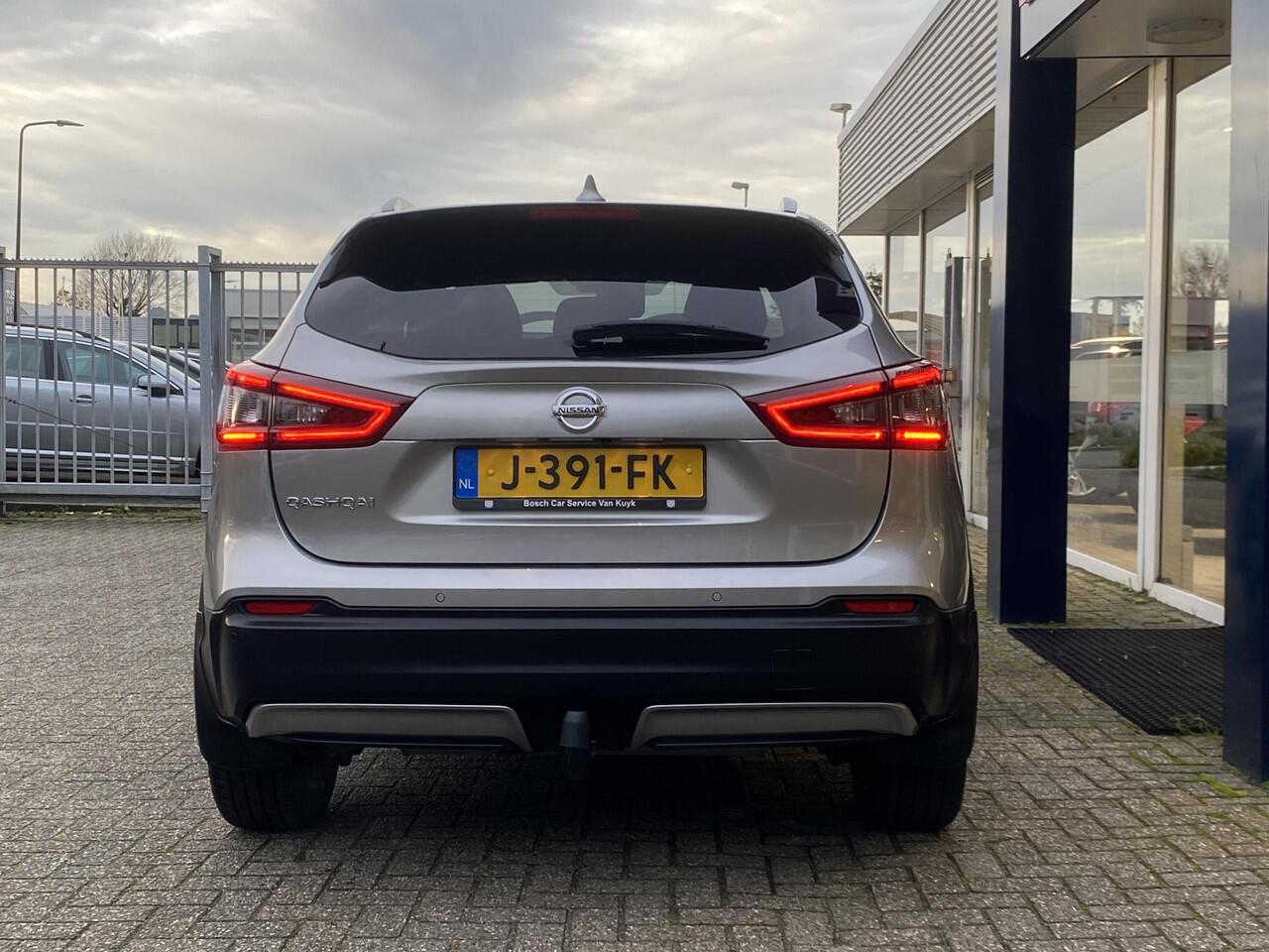 Nissan QASHQAI 1.3 DIG-T Tekna + / Automaat / Vol-Leder / Panodak / Elektr.-Stoelen met Geheugen / Stoelverwarming / 360°-Camera / Bose-Premium Audio / Cruise-Control / Climate-Control / Apple-Carplay & Android-Auto / Keyless / LED / DAB Radio-Bluetooth / Navi / PDC V+A