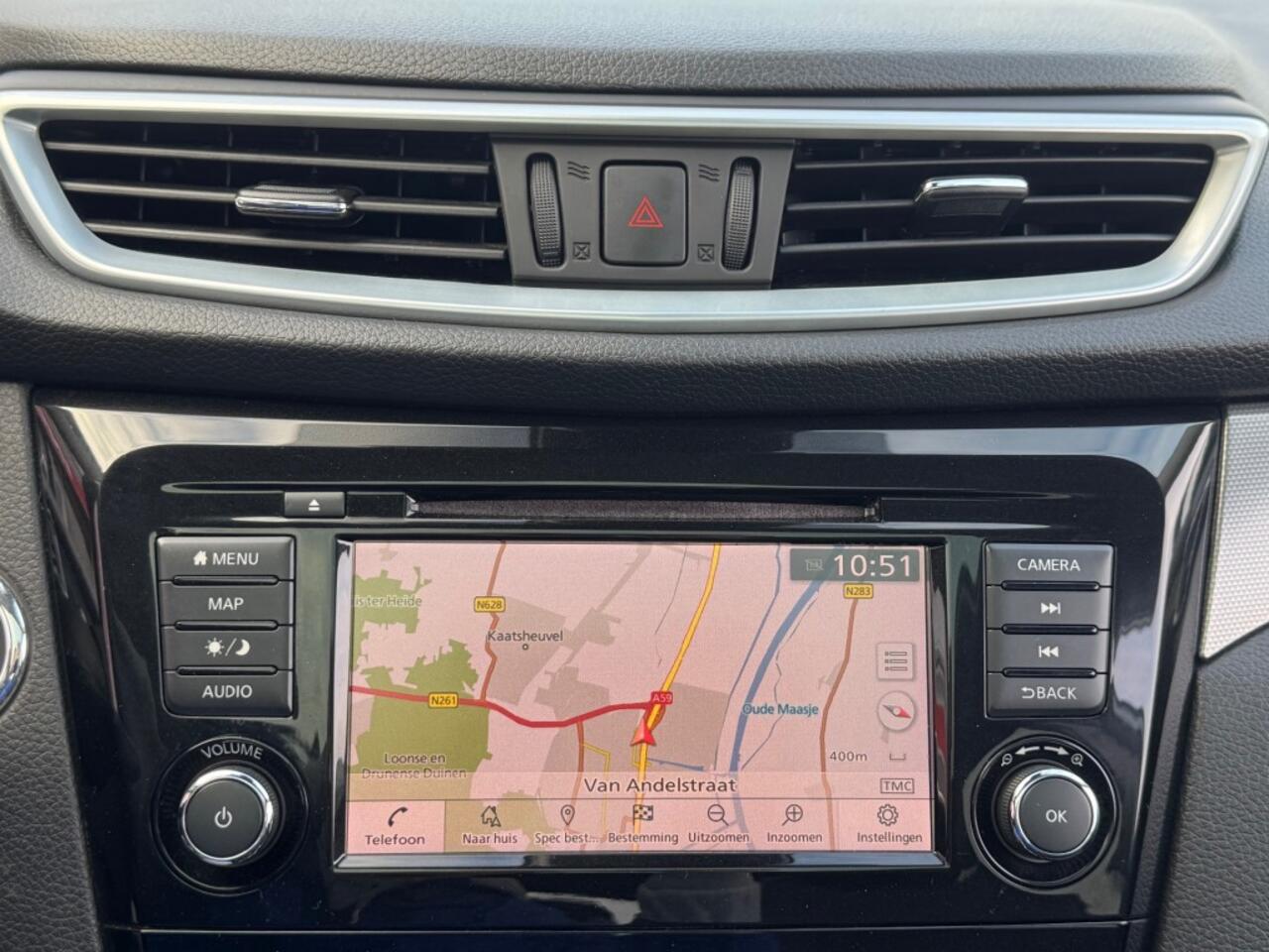 Nissan QASHQAI 1.3 DIG-T AUT. TEKNA 160PK HALF-LEER PANO-DAK 360-CAMERA NAVI AIRCO LMV PDC