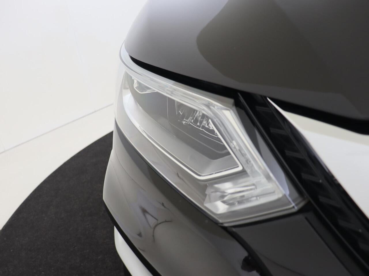 Nissan QASHQAI 1.2 Tekna Panoramadak | Half leder | Navigatie